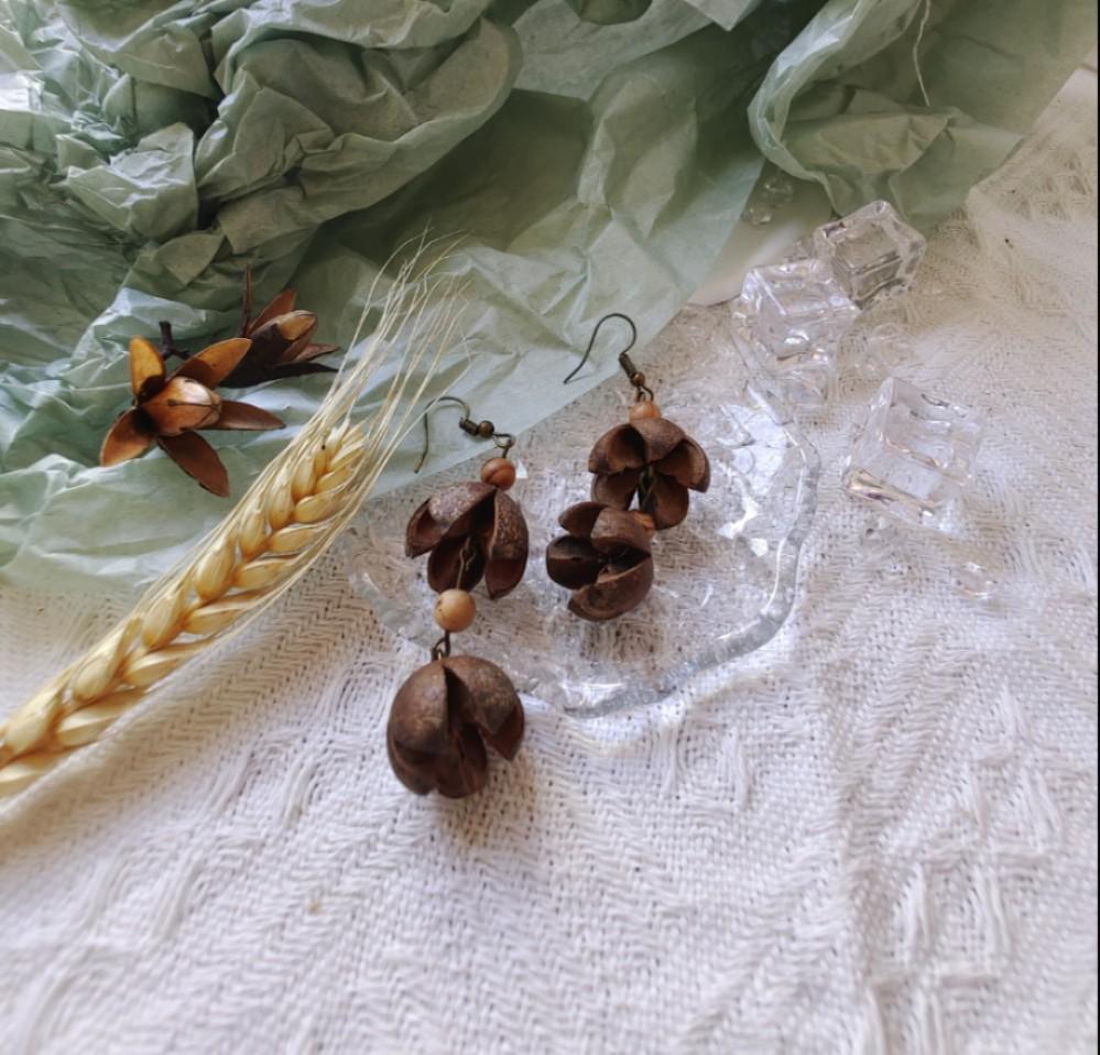 Zapfen Eichel Handgefertigt Echte Pflanze Ohrstecker, Umwandelbar in Ohrclips
