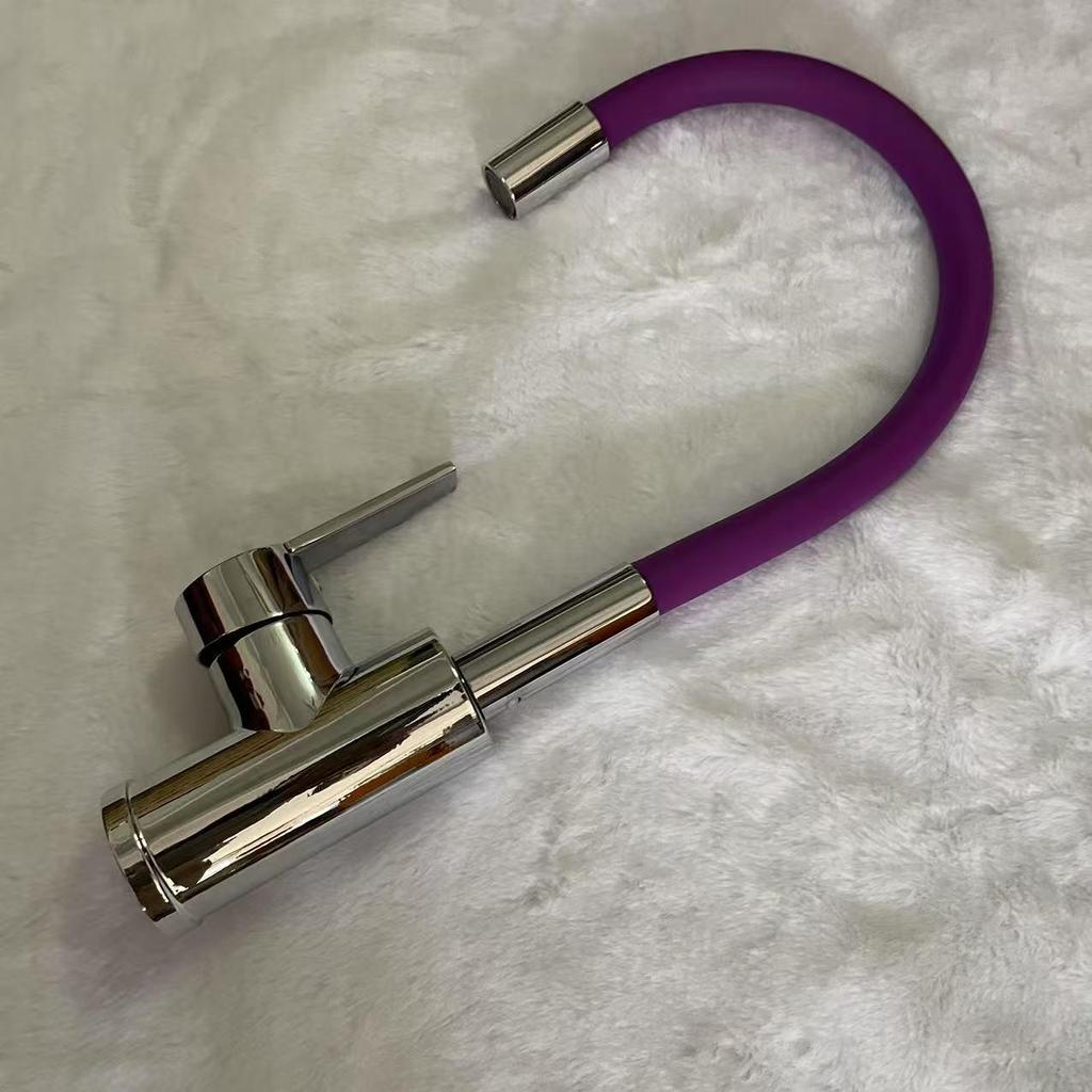 Retractable Silicone Kitchen Faucet with Hot/Cold Water and Splash-Proof Design