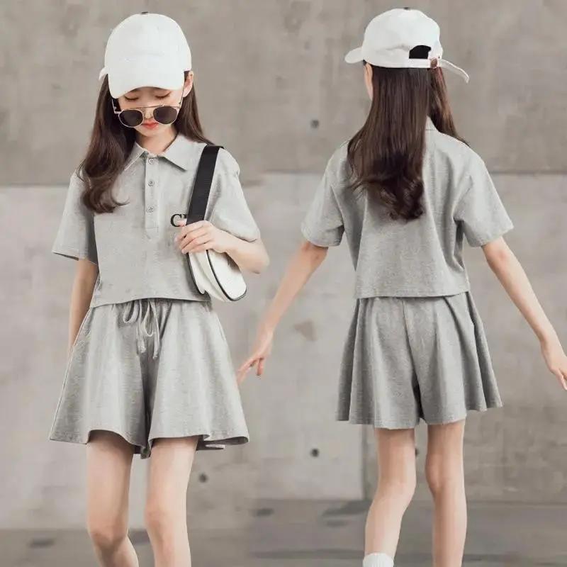 Girl's Summer Sports and Leisure Suit Middle and Older Children Solid Color Short Sleeve T-shirt + Shorts Two-piece Set