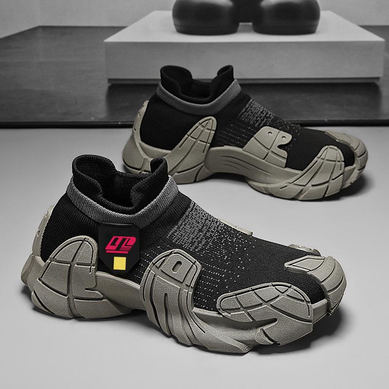 Men's Shoes Breathable Mesh New Flying Woven Casual Shoes Thick Sole One Pedal Lazy Sports Casual Shoes