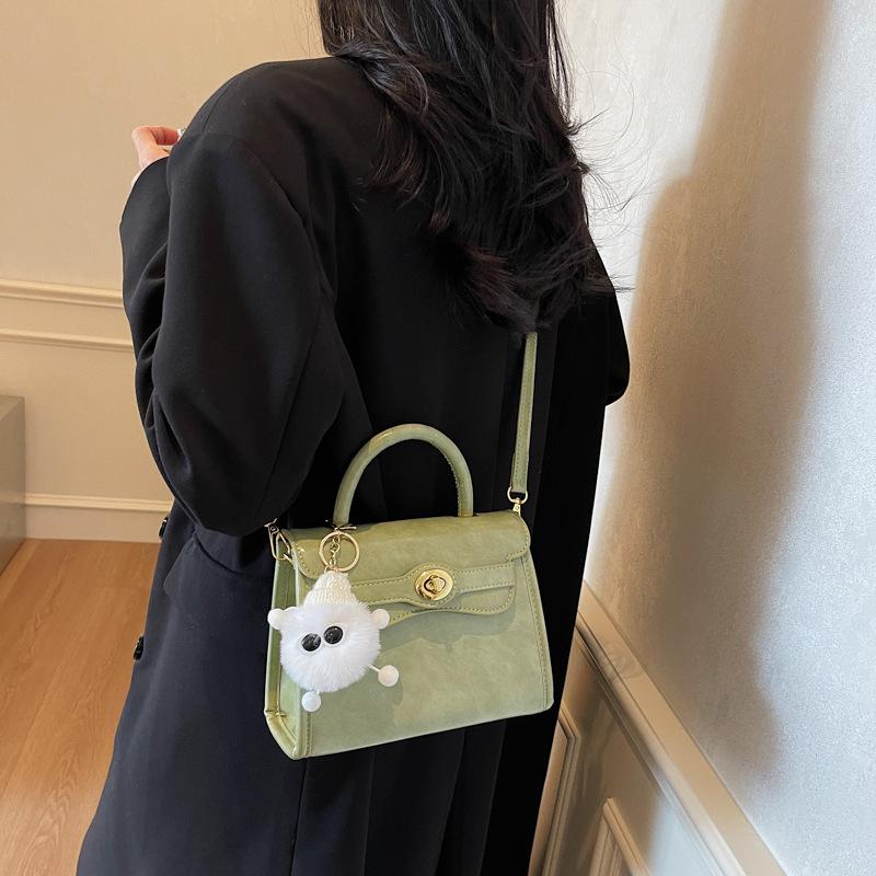 Bag Women's 2025 New Korean Edition Tide Fashion Portable Kelly Bag Premium Textured Shoulder Crossbody Bag