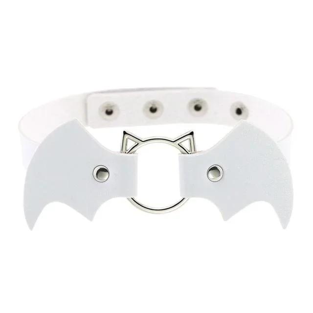 Fashion Simple Vintage Punk Gothic Harajuku Black White PU Leather Bat Choker Necklace for Women Statement Necklaces Jewelry