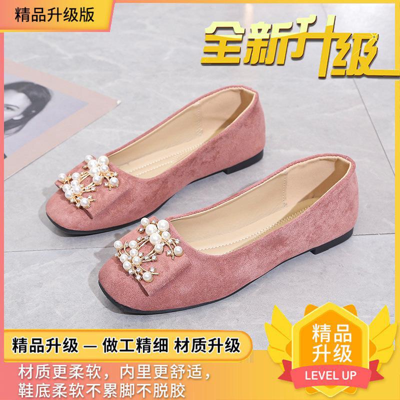 2025 Spring and Autumn New Single Shoes Women's Versatile Square Head Flat-soled Doudou Shoes Wedding Shallow Mouth Xiuhe Shoes Antique Women's Shoes