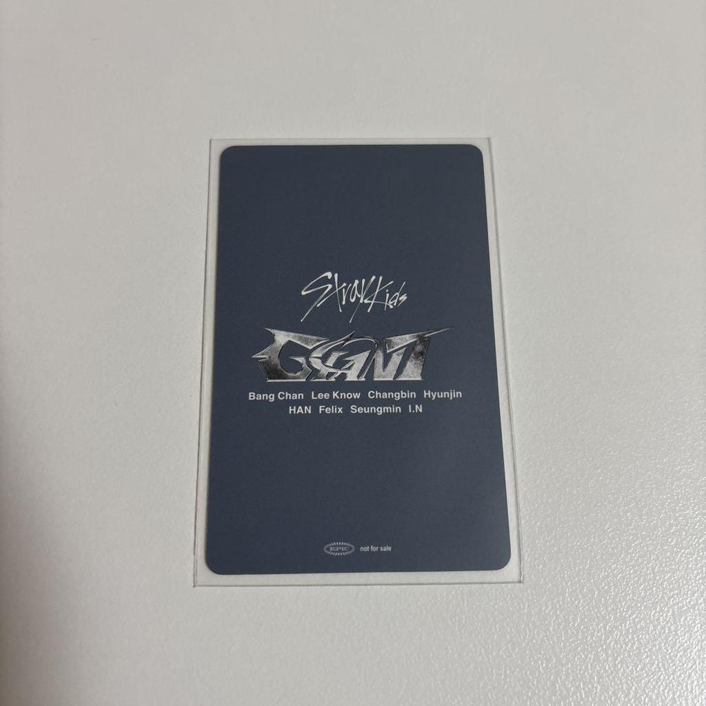 [USED] straykids offline event trading card hyunjin