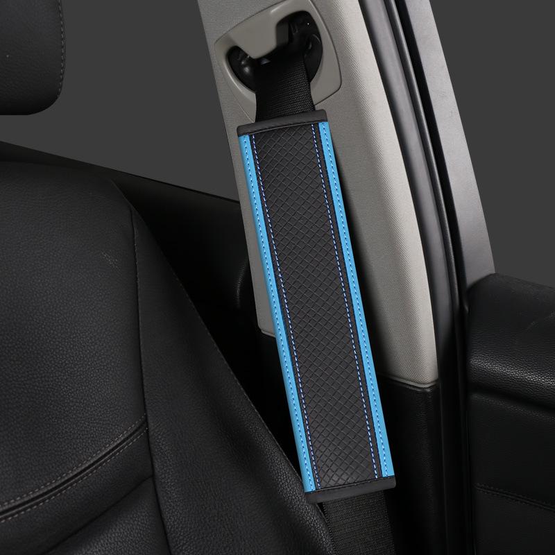 X686 Eco-Friendly Odorless Embossed Leather Steering Wheel Cover