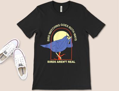 Il Birdwatching va in entrambe le direzioni Gli Uccelli Non Sono Reali Maglietta Divertente Maglietta da Birdwatching Maglietta Classica
