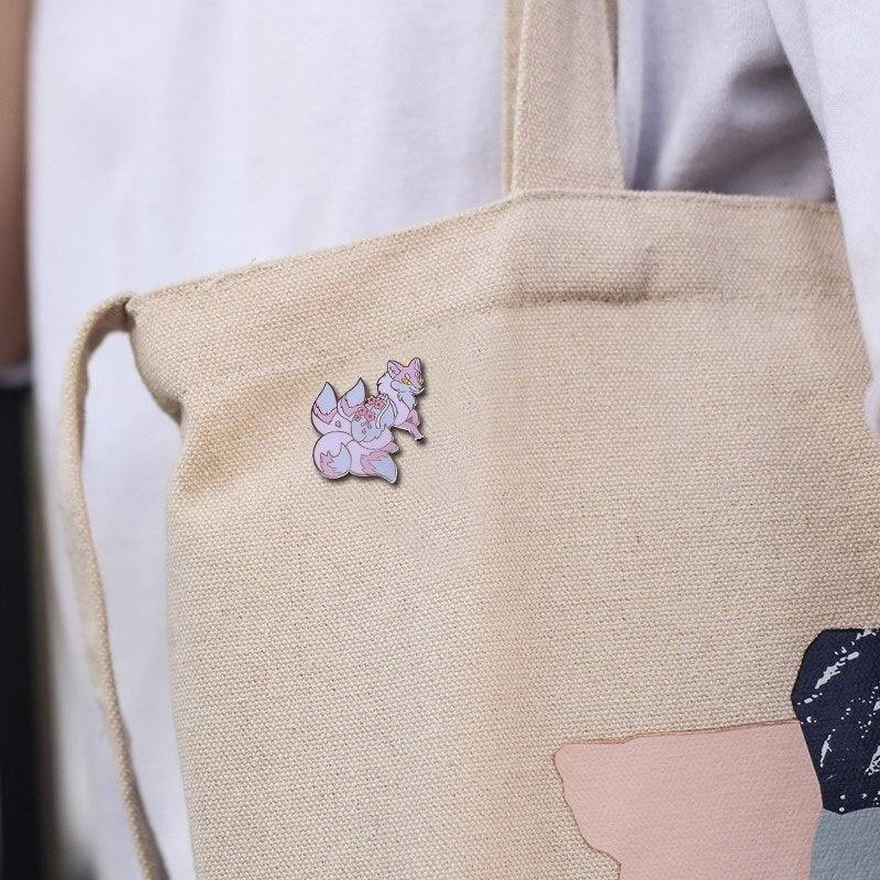 1pc Charm Four Tailed Flower Fox Hard Enamel Pin Cute Cartoon Plant Pastel Sakura Brooch Japanese Unique Fashion Kitsunes Badge