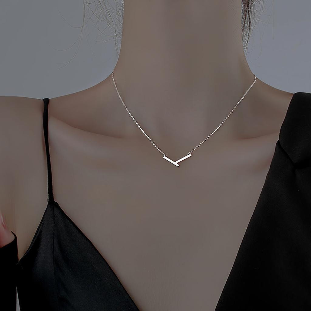 Autumn and Winter Sweater Chain, No Need To Pick Tide When Sleeping, Light Luxury Necklace, Niche High-end Long Style with Bottoming Shirt 