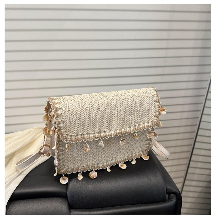 Shell Tassel Straw Shoulder Bags for Women Simple Ladies Woven Square Messenger Bags Casual Female Beach Flap Handbags Purse