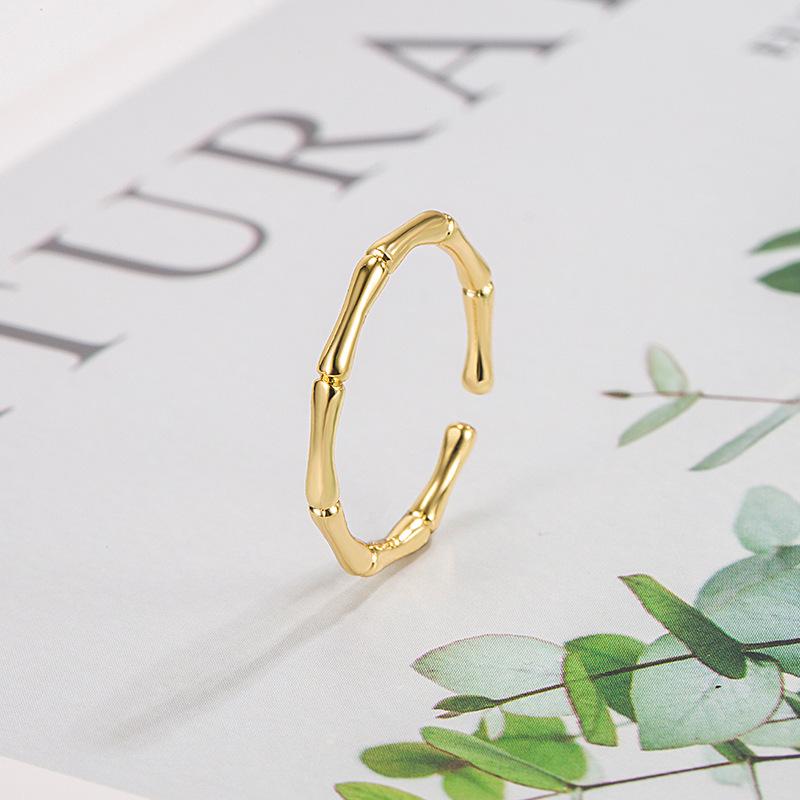 

Элегантное женское кольцо в виде бамбукового сустава: Трендовое открытое кольцо 2023 года для указательного пальца - Минималистичный дизайн и стиль легкой роскоши