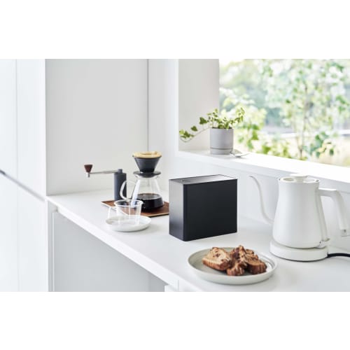 Yamazaki Tower Coffee Canister with Valve, Airtight, Black, Dimensions: Approx. 18.4cm W X 9.2cm D X 15.4cm H, Coffee Container, Disassembles and Wash