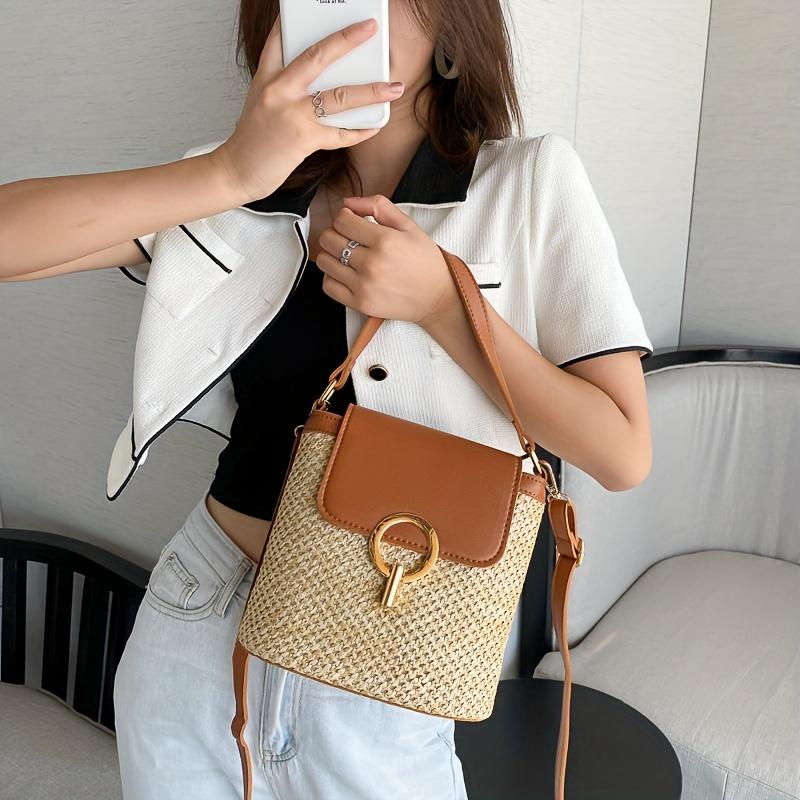 Women's Lightweight Straw-Textured Handbag with Golden-Tone Ring Lock Closure - Adjustable Strap, Spacious Interior Pocket, Spring Summer Beach Tote