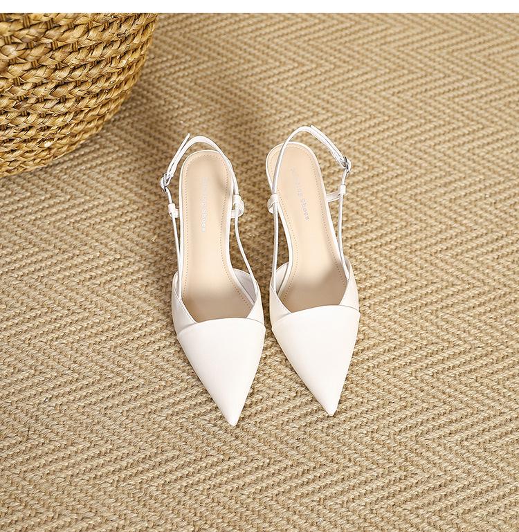 

Туфли-лодочки на шпильке с острым носком и ремешком на пятке в корейском стиле для женщин 40 грязно-белый