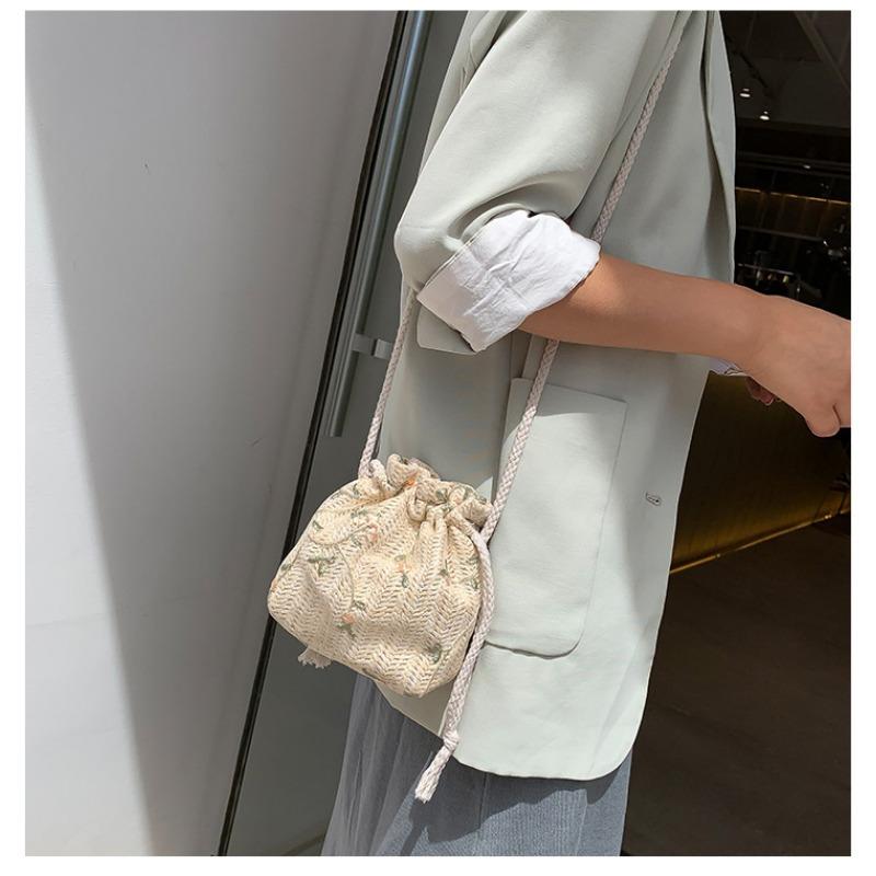 Floral Canvas Bag Bucket Straw Bag Women's Small Fresh Lace Fashion Shoulder Crossbody Bag