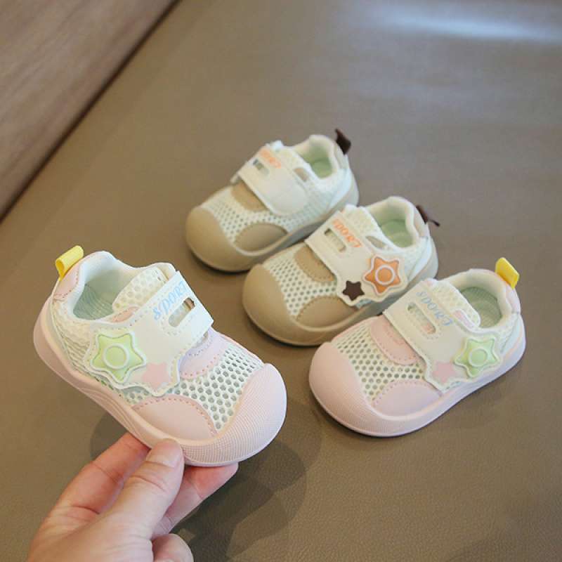 

Baby summer shoes new girls net shoes spring and summer soft sole non-slip baby step shoes mesh breathable sandals net shoes Size 29/inner length 17.5 cm