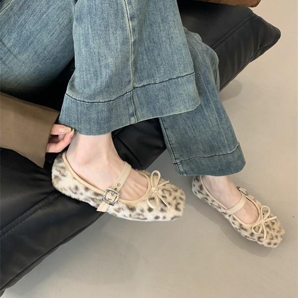 2025 Autumn and Winter New Square Head Bow Mao Mao Shoes Comfortable Warm Velvet Versatile Single Shoes