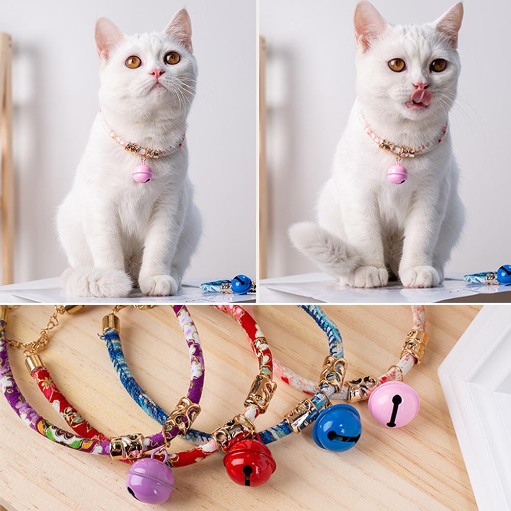 Verstellbares japanisches Haustierhalsband Retro-Stil Katzenhalsring Haustier Katze Hund Zubehör mit Glocke