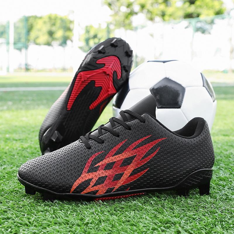Spike training football shoes low-top leather surface broken nails football sports shoes low-top youth sneakers large size