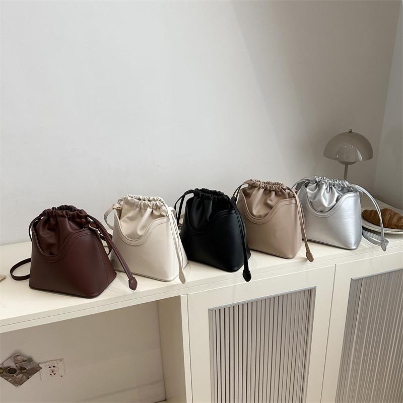 Chic Pu Leather Bucket Bag For Women With Trendy Design Versatile For Urban Minimalist Fashion