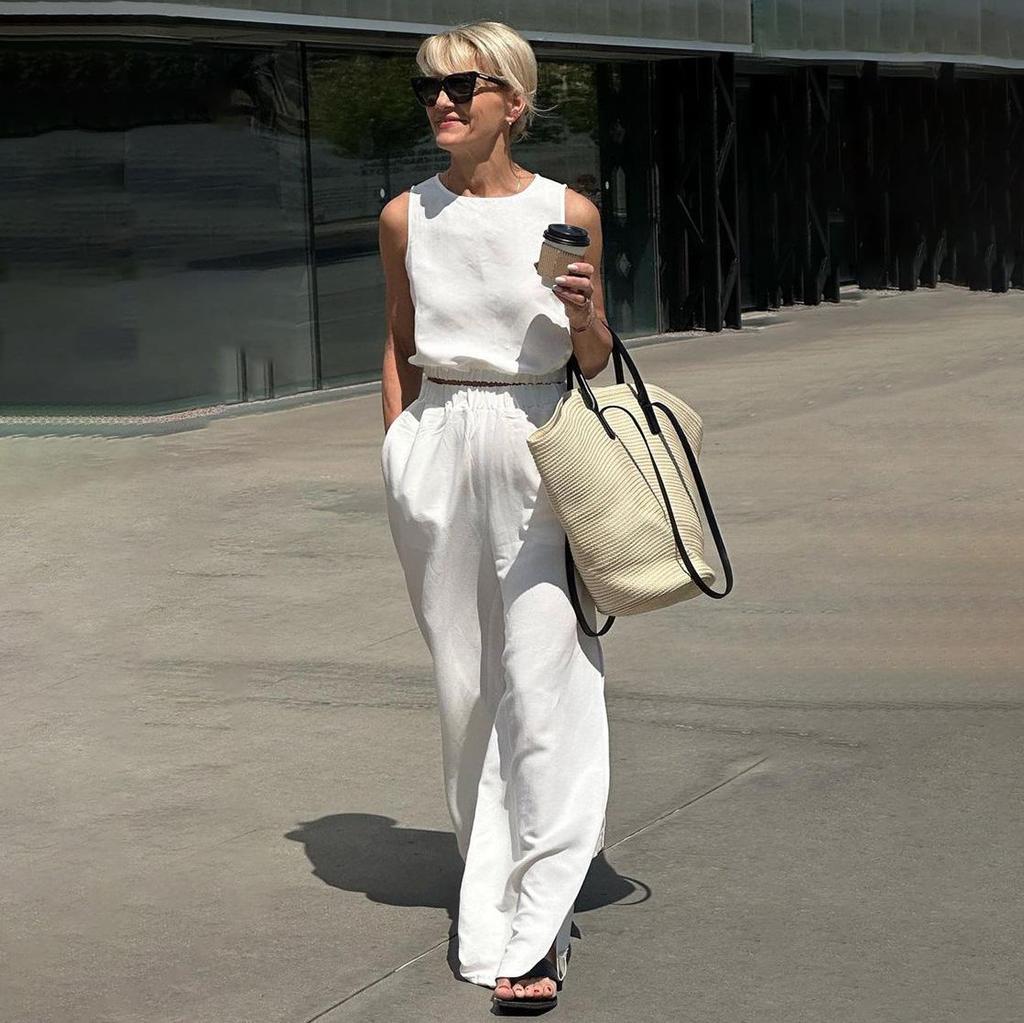 Women's Two-piece Wrinkled Lapel Sleeveless Shirt High Waist Drawstring Shorts Large Size Set Fashion Suits