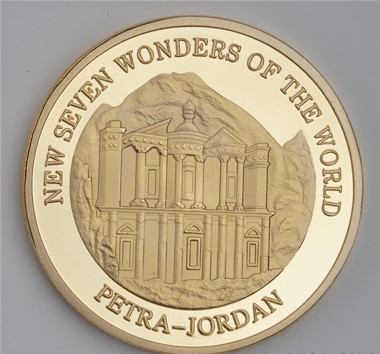 World Wonders Gold Coin: Roman Colosseum & Taj Mahal
