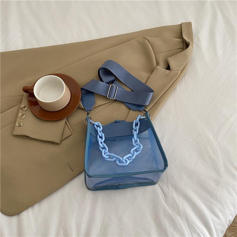 Stilvolle durchsichtige kleine quadratische Tasche für Damen in frischen Herbstfarben, ideal für den täglichen Gebrauch