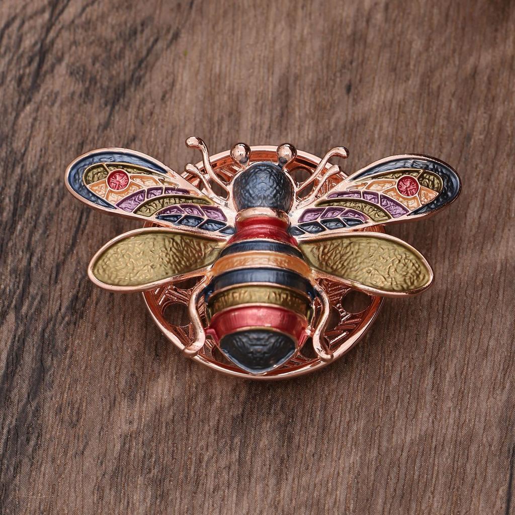 New Enamel Bee Magnetic Suction Brooch, Ladies Cute Maillard Bee Multi-functional Brooch