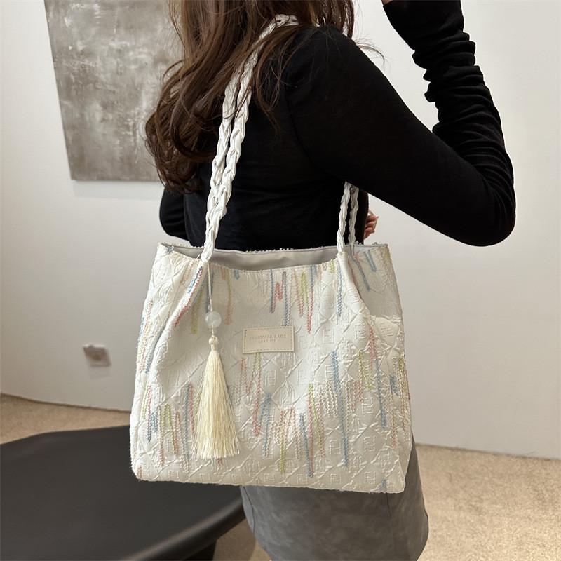Trendy Canvas Tote Bag For Women 2024 Stylish Spacious Shoulder Bag For College Students And Daily Commute