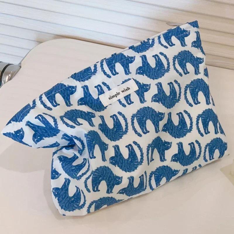 Cotton Ladies Travel Storage Lipstick Bag Retro Flower Women's Cosmetic Bags Cute Design Girls Pencil Case Makeup Bag Handbags