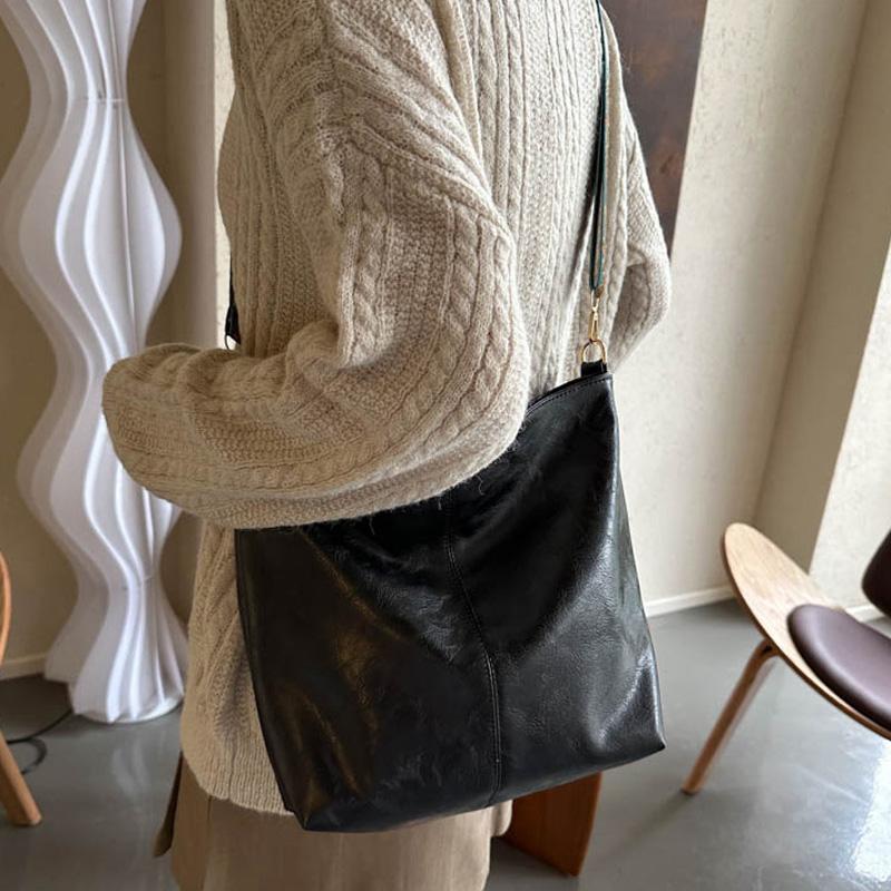 Wide Geometric Strap Shoulder Bag Large Capacity Crossbody Bags For Women Retro Pu Leather Women's Bag For Shopping Travel