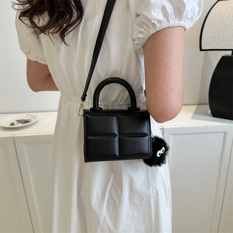 Stylish Pu Leather Crossbody Bag For Women 2023 Trendy Small Square Handbag