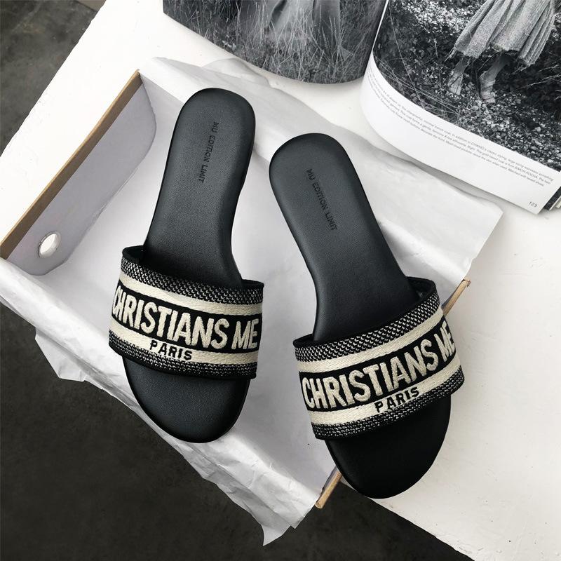 

Fashion summer new presbyopia flat sandals fashion wear beach cool slippers women trend 40 чёрный