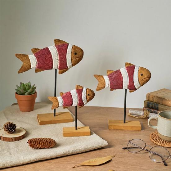 3 Pcs Wooden Fish Tabletop Centerpiece Ocean Sea Animal Sculpture Rustic Standing Wood Fish Sign Table Ornament for Coastal Beach Home Office Decor