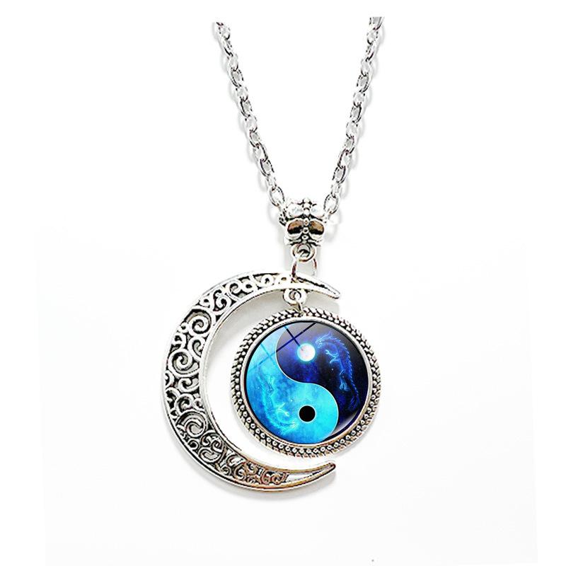 1Pc Tai Chi Star Moon Necklace, Retro Punk Carved Skull Alloy Chain Sweater Accessory