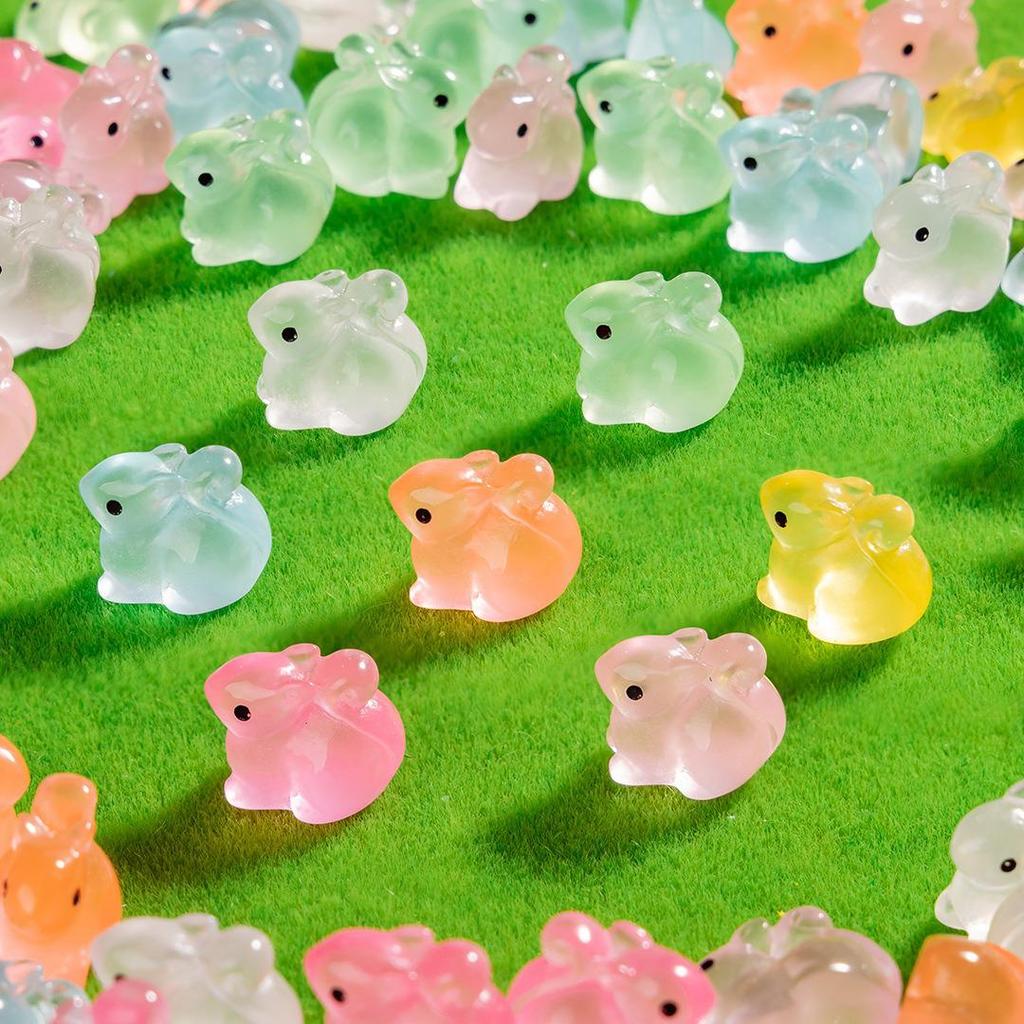Miniature Luminous Resin Animal Ornaments: Cartoon Desktop & Car Decorations