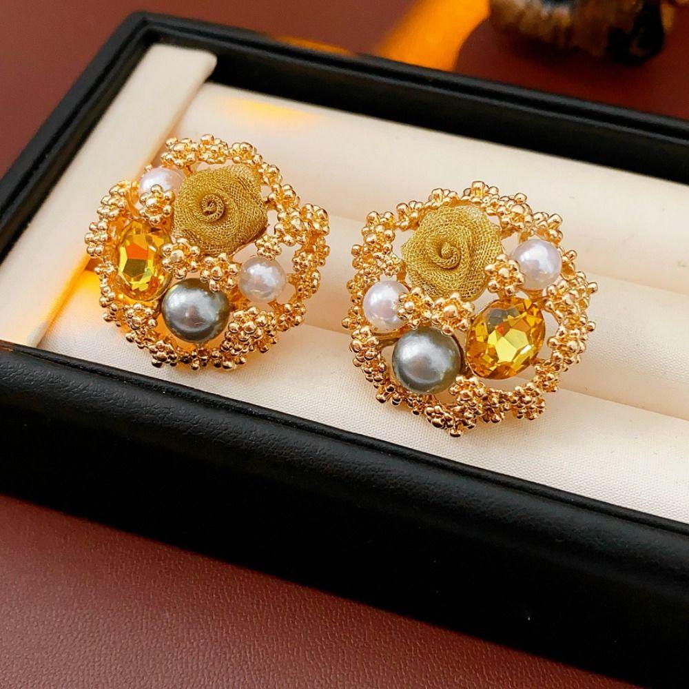 Fashion Exquisite Vintage Pearl Earrings Rhinestone Vintage Garland Earrings Charm Ornaments Flower Stud Earrings Gift