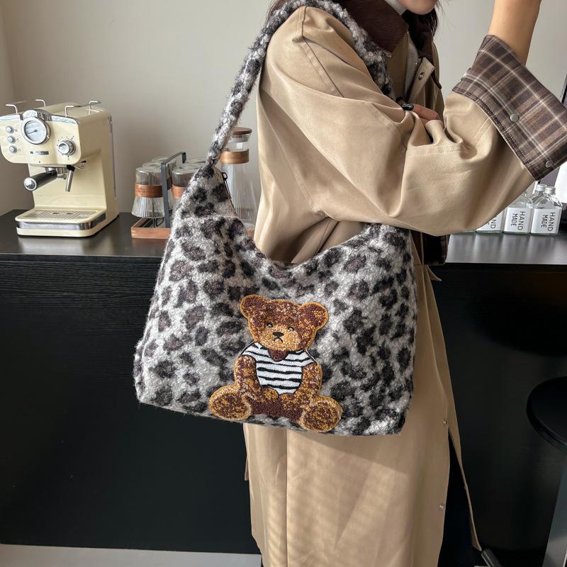 Autumn and Winter New Plush Leopard Print Tote Bag Furry Large-capacity Shoulder Bag for Women Cute Lazy Style Crossbody Bag