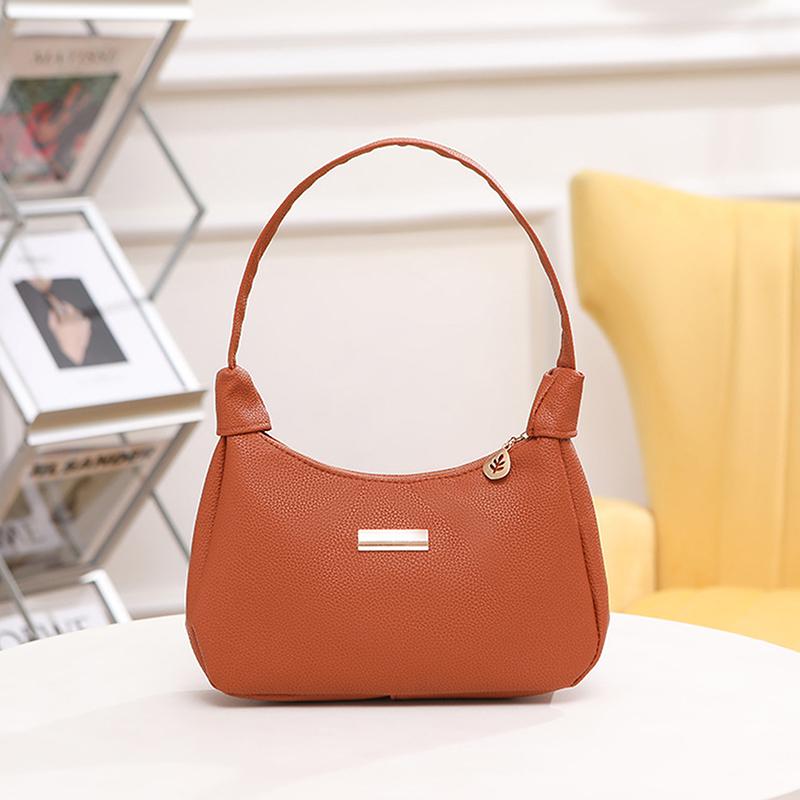 Women Shoulder Bags Winter Leather Underarm Bag Casual Travel Armpit Shopping Pouch Phone Pouch Zipper Female Handbag Clutch