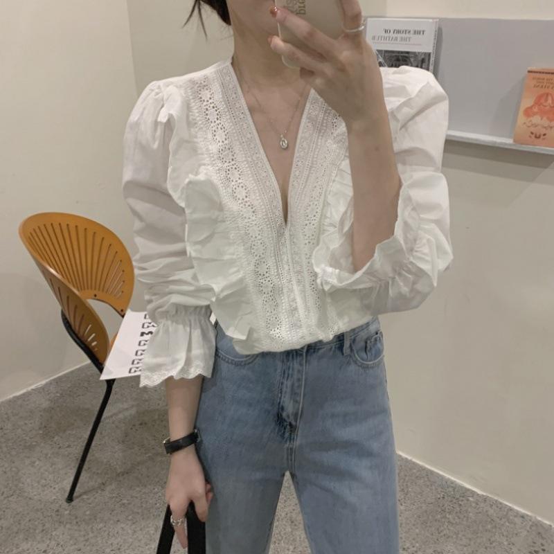 White shirt women's design sense niche summer shirt thin spring and autumn v-neck chic lace early autumn French top