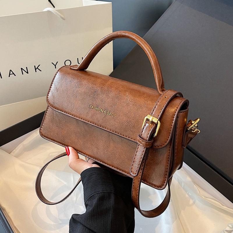 Retro small bag women's bag 2026 new fashion summer shoulder crossbody armpit bag women's portable small square bag