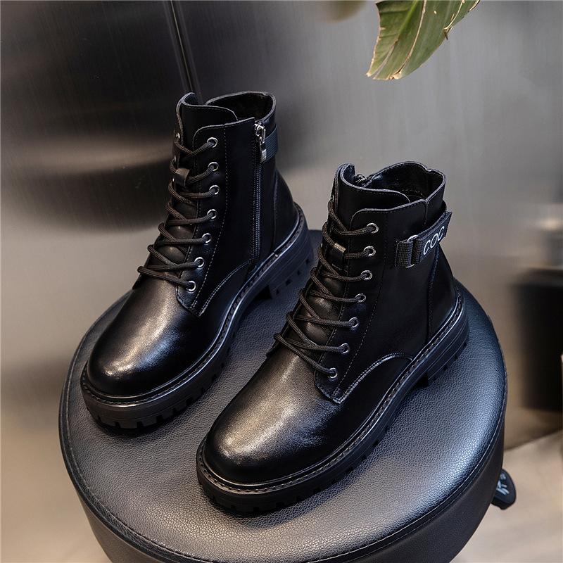 Leather Martin boots autumn and winter 2025 new medium tube round head thick heel short boots children's British style retro women's shoes