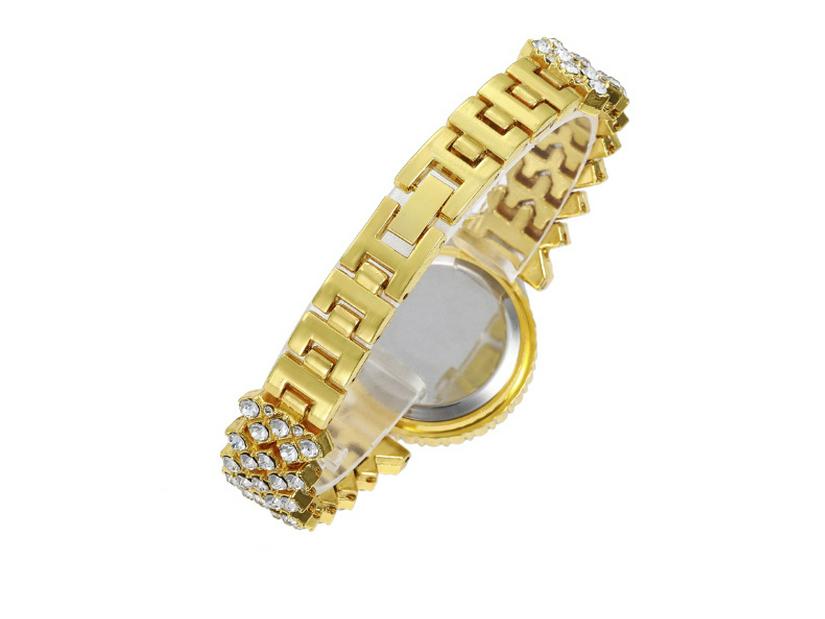 Fashion Rhinestone Women's Quartz Watch with Roman Numerals and Bracelet Style