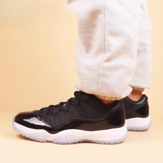 Jordan 11 Retro Low GS 'Space Jam' FV5121-004