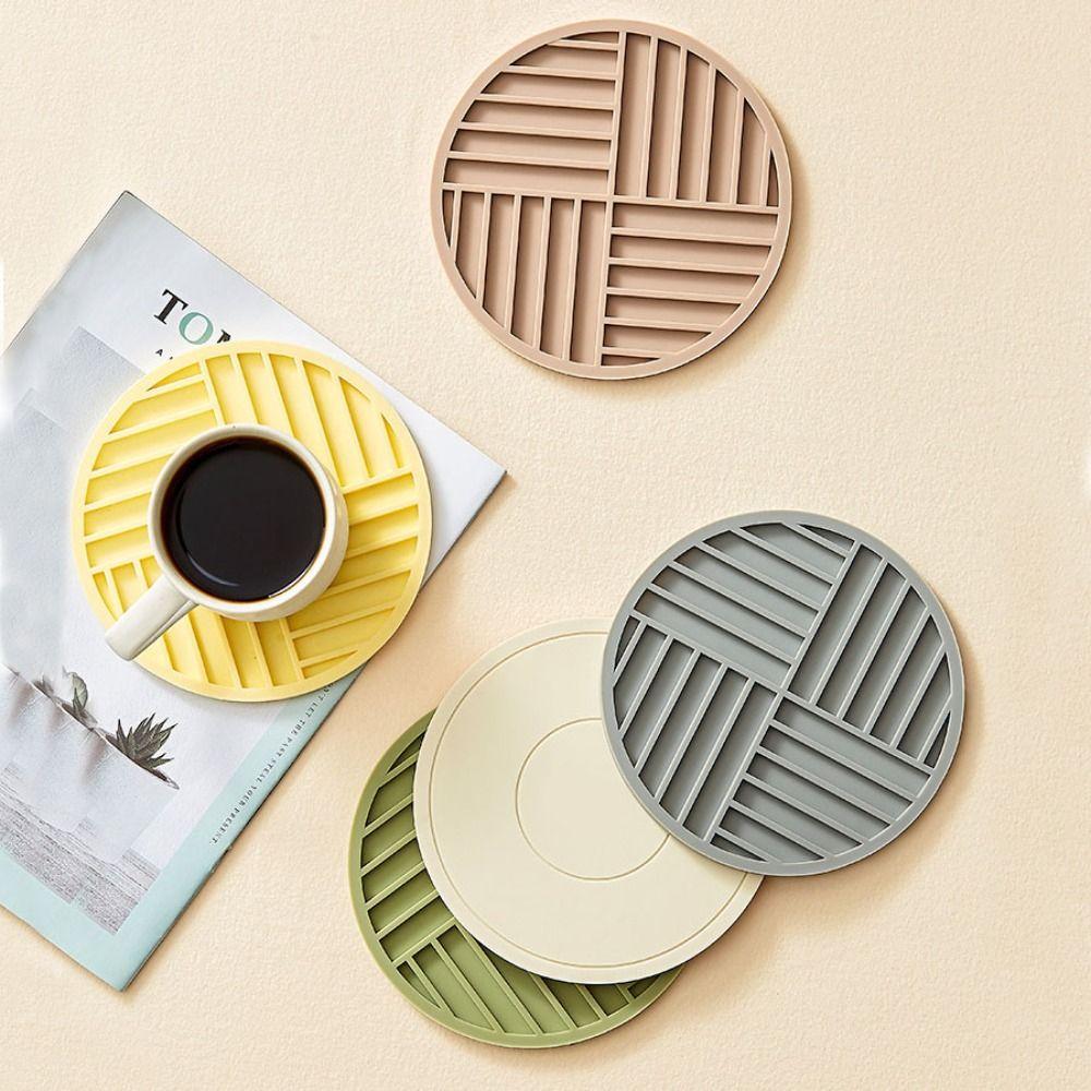 High-Temperature Resistant Coaster Round Shaped Tableware Mat Silicone Cup Mat Table Decoration