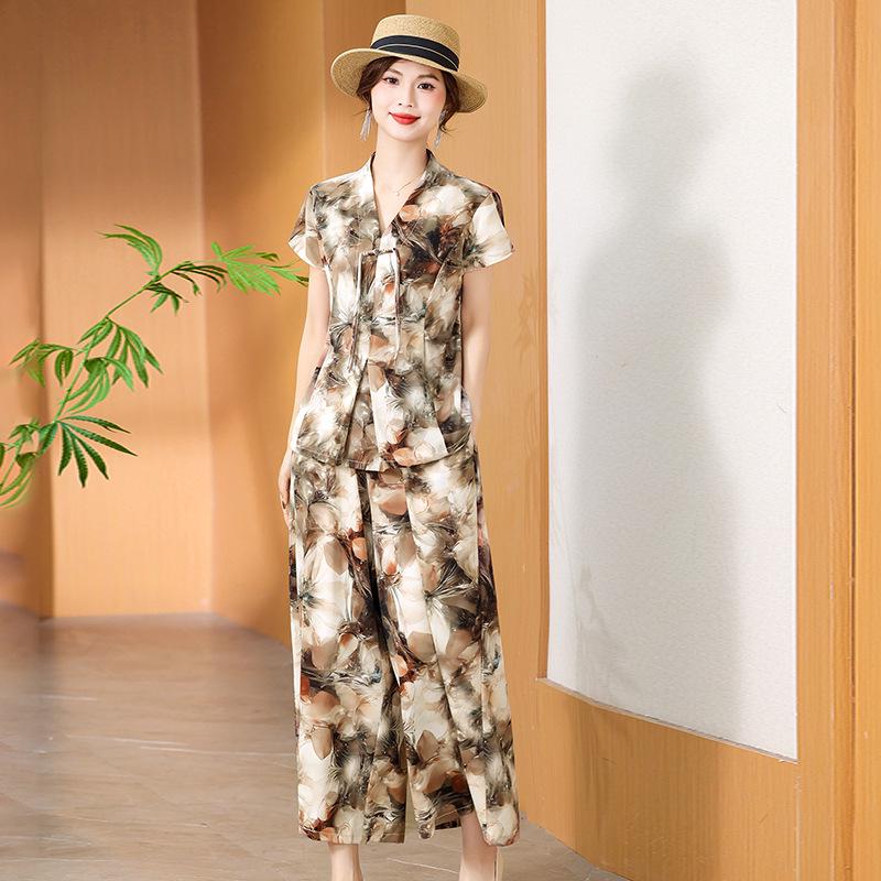 

Spring/Summer 2026 Casual Suit Set for Middle-aged and Elderly Women - Two-Piece Print 4XL [145-160 lbs] кавовий