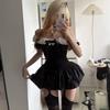 Reiche Tochter fühlt sich klein schwarzes Kleid Spitzenverbindung One-Shoulder-Kleid Damen Sommer Taille dünn Knospenkurzer Rock