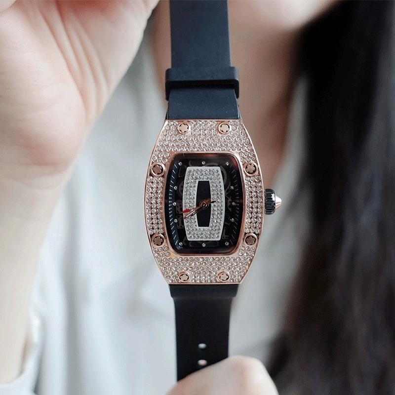 New Luxury Diamond Watch For Women Elegant Tonneau Original Design Watches Fashion Ice Out Sport Rubber Strap 3ATM Waterproof