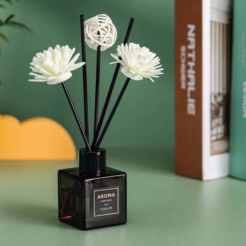 Small Gray Square Flameless Essential Oil Diffuser - Elegant Home Fragrance for Long-lasting Deodorizing and Odor Removal