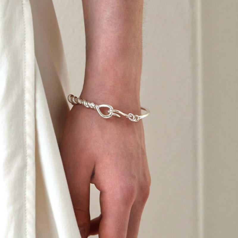 Soorium Half Knot Bracelet