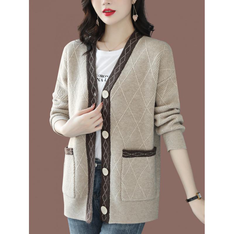 Knitted Cardigan Women's Sweater Jacket Spring and Autumn Loose V-neck Sweater Top
